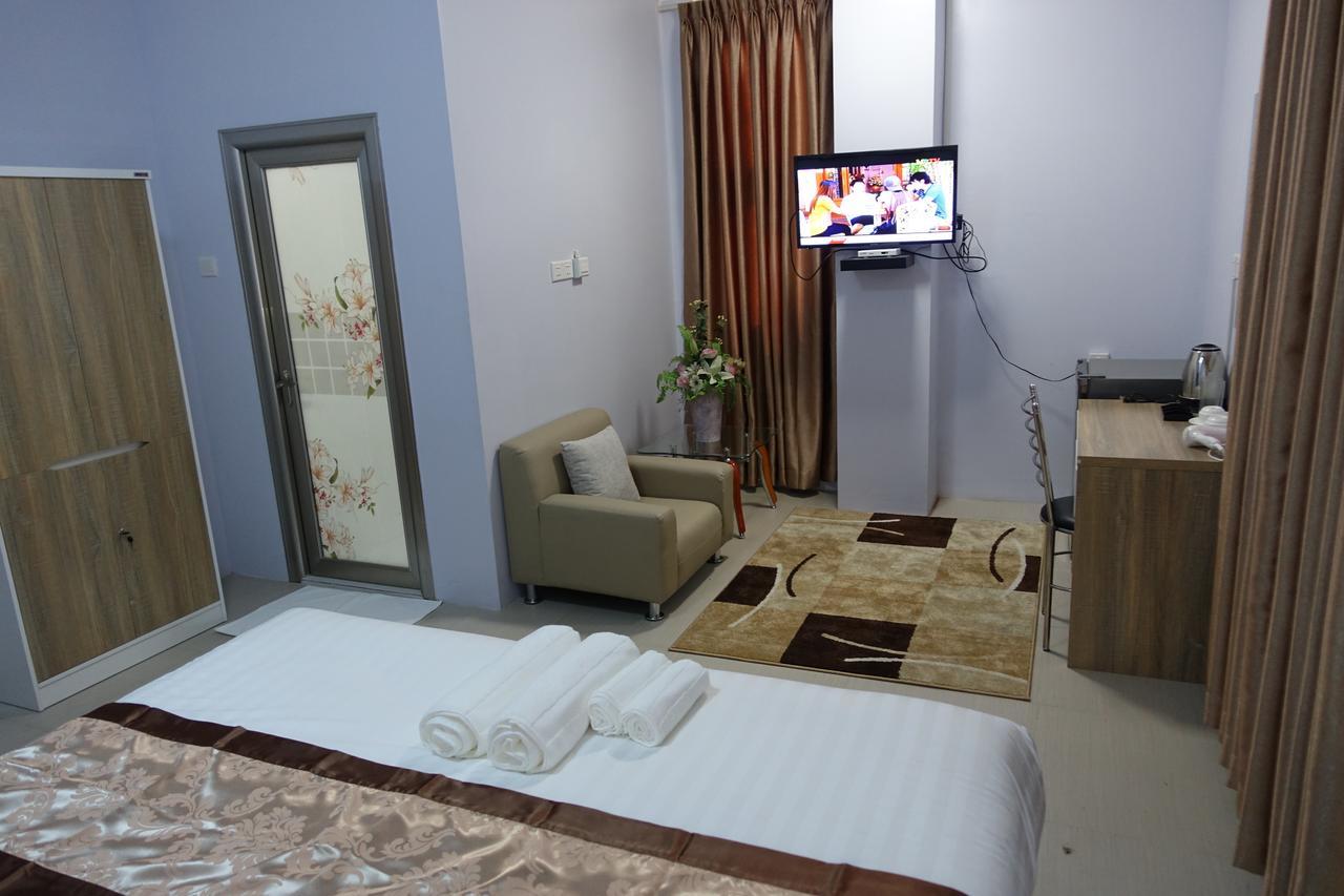 Landmark Hotel Yangon Ngoại thất bức ảnh